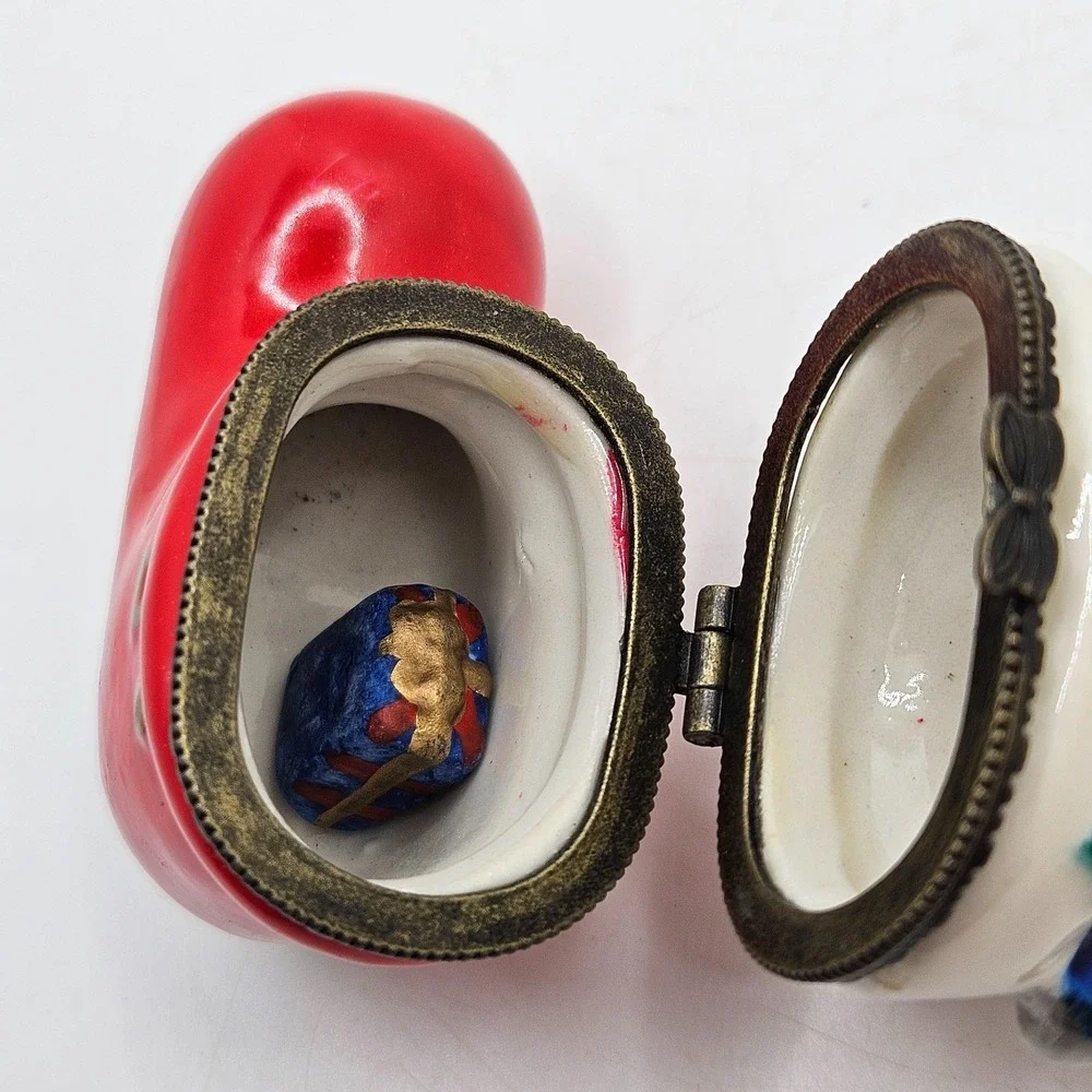 VTG Christmas Stocking Trinket Box Teddy Bears Gifts Hinged Ceramic Mini Present